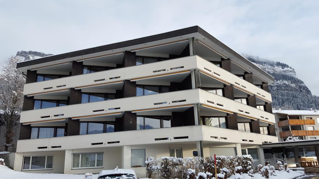 Alpen-Fewo, Residenza Quadra 322 Apartment Flims Bagian luar foto